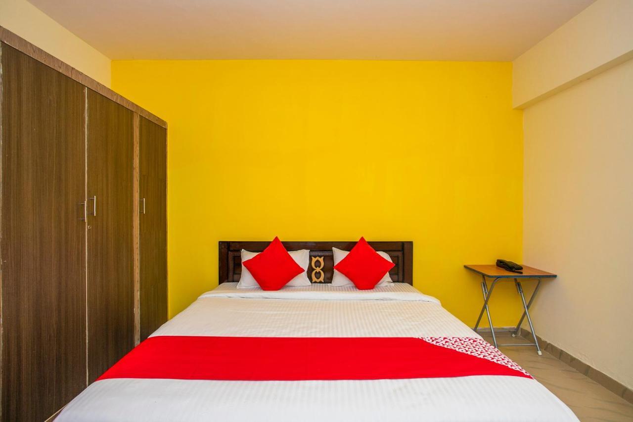 Oyo 16500 Airport Royal Comforts Hotel Yelahanka Екстериор снимка