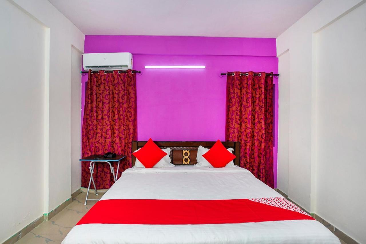 Oyo 16500 Airport Royal Comforts Hotel Yelahanka Екстериор снимка