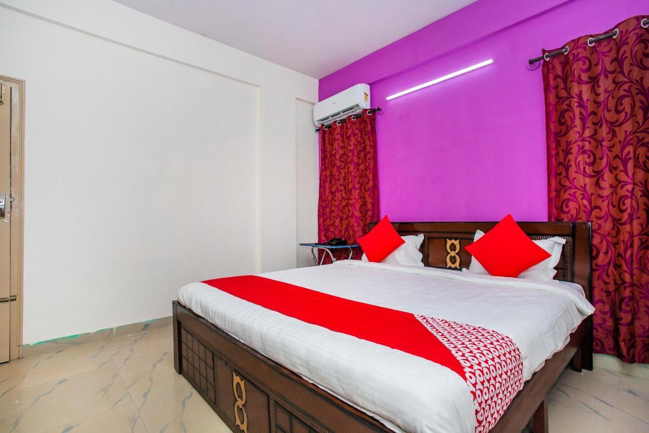 Oyo 16500 Airport Royal Comforts Hotel Yelahanka Екстериор снимка